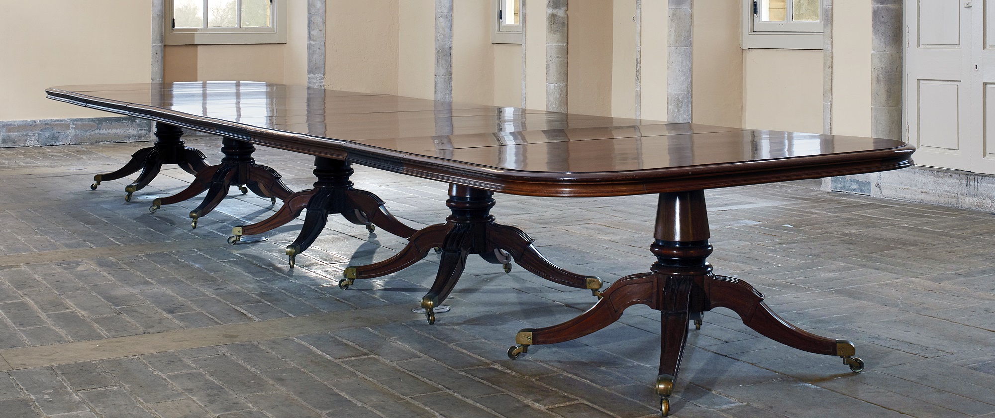 The Rossdhu Dining Table